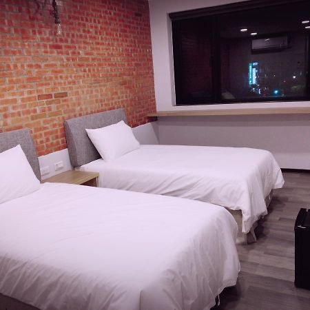 Neutral Inn Zhonghe  Exteriér fotografie